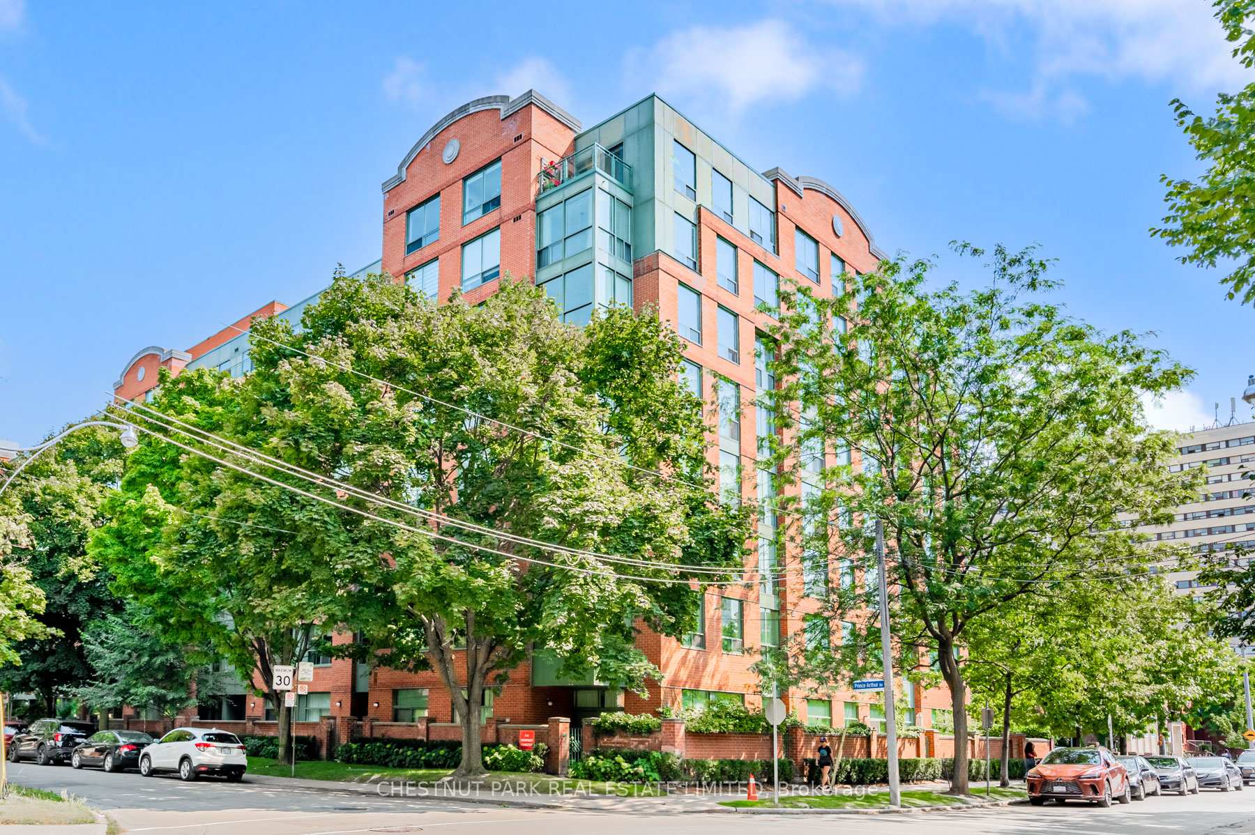 95 Prince Arthur Avenue - C12427127- $879,000