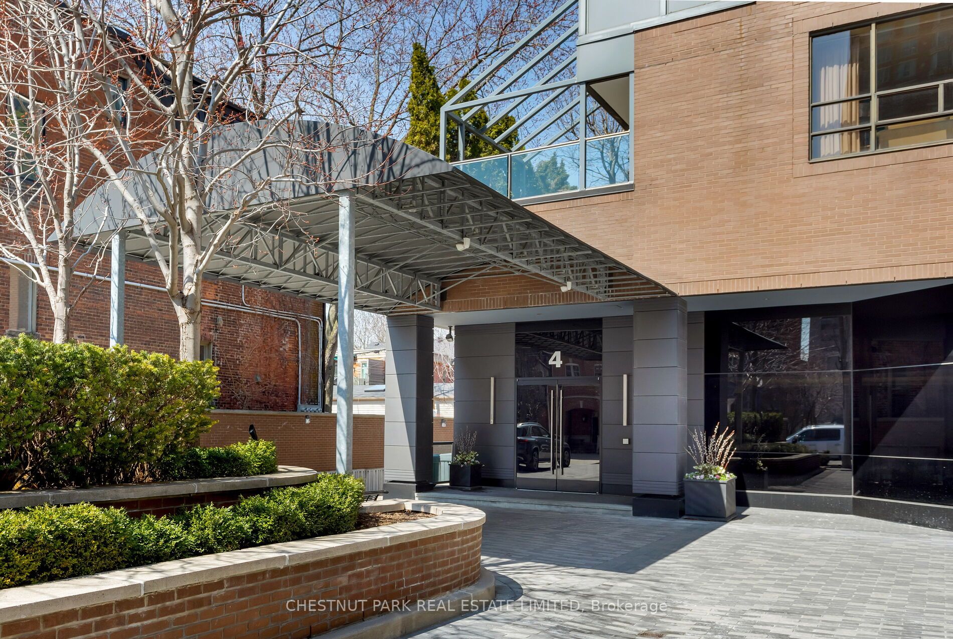 4 Lowther Ave - C7008416- $1,699,000